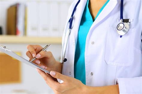 Doctors in Phoenix: Find a Primary Care Provider in .